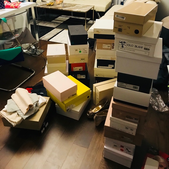 It’s time for closet cleaning! Send me an offer! - Picture 2 of 8